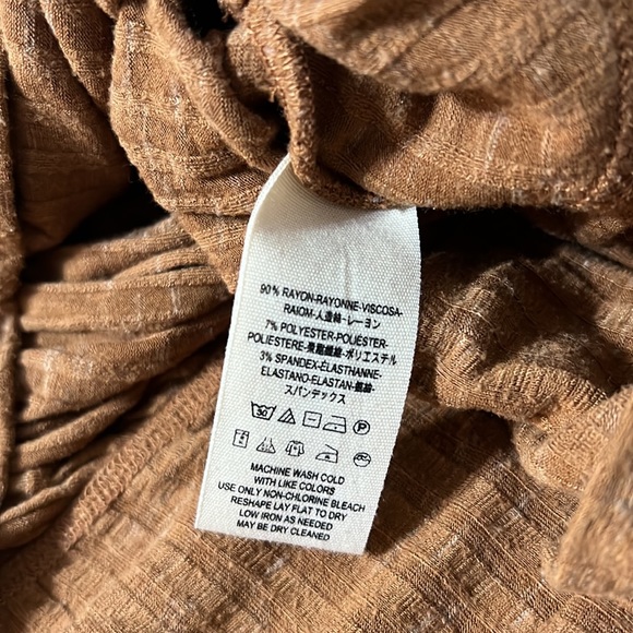 We the Free East Coast Light Brown Wrap Top Low Cut V Neck Small - Picture 10 of 11